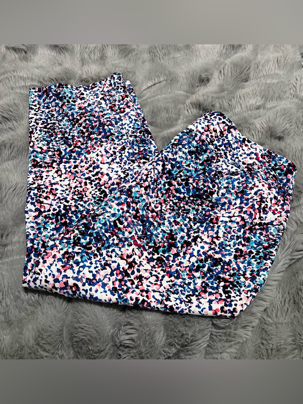 Attyre multicolored cropped ladies pants